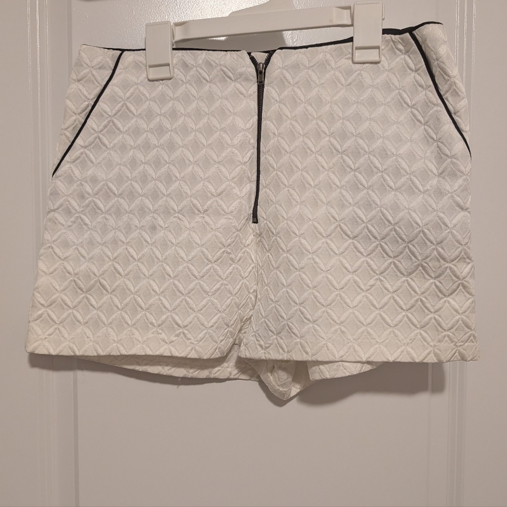 Hot & Delicious White Textured High Waist Shorts